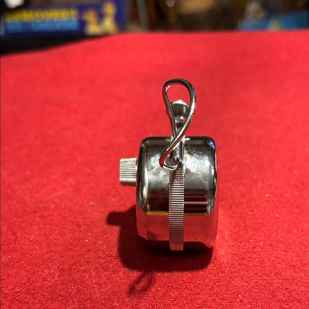 Compact Silver Handheld Counter - Picture 3 of 7